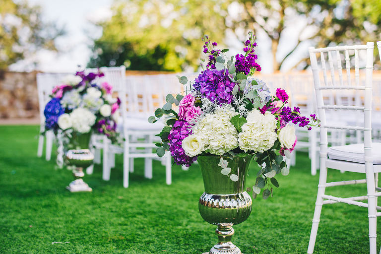 bluegrass chic ceremony floral