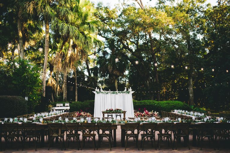 the garden villa outdoor wedding reception